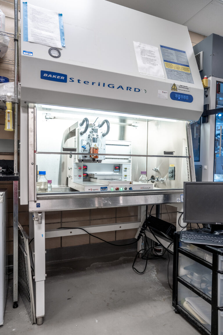 RegenHu Discovery 3D Bioprinter